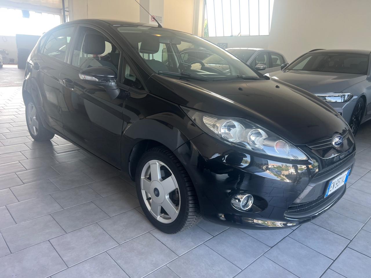 Ford Fiesta 1.4 5 porte Bz.- GPL