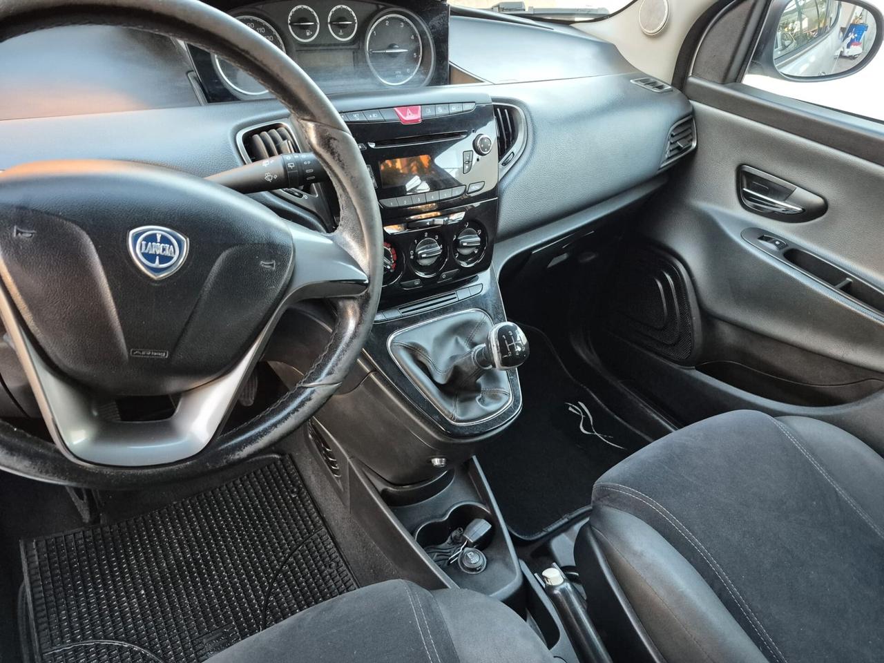 Lancia Ypsilon 1.3 MJT 16V 95 CV 5 porte S&S Platinum