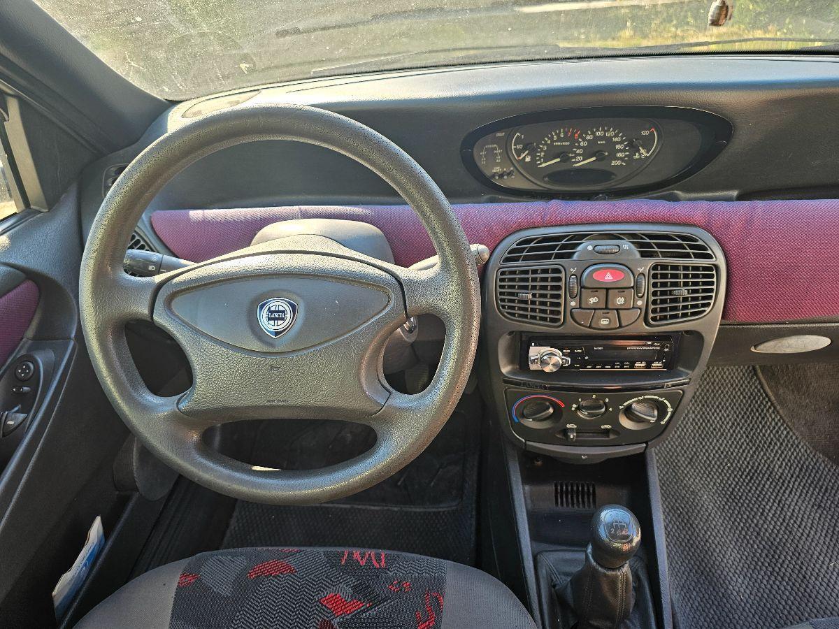 LANCIA Y 1.2 BENZINA OK NEOPATENTATI