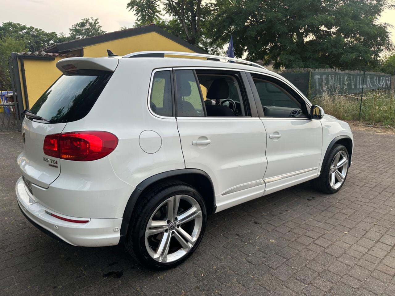 VOLKSWAGEN TIGUAN 2.0 TDI CAMBIO AUTO. 4 MOTION