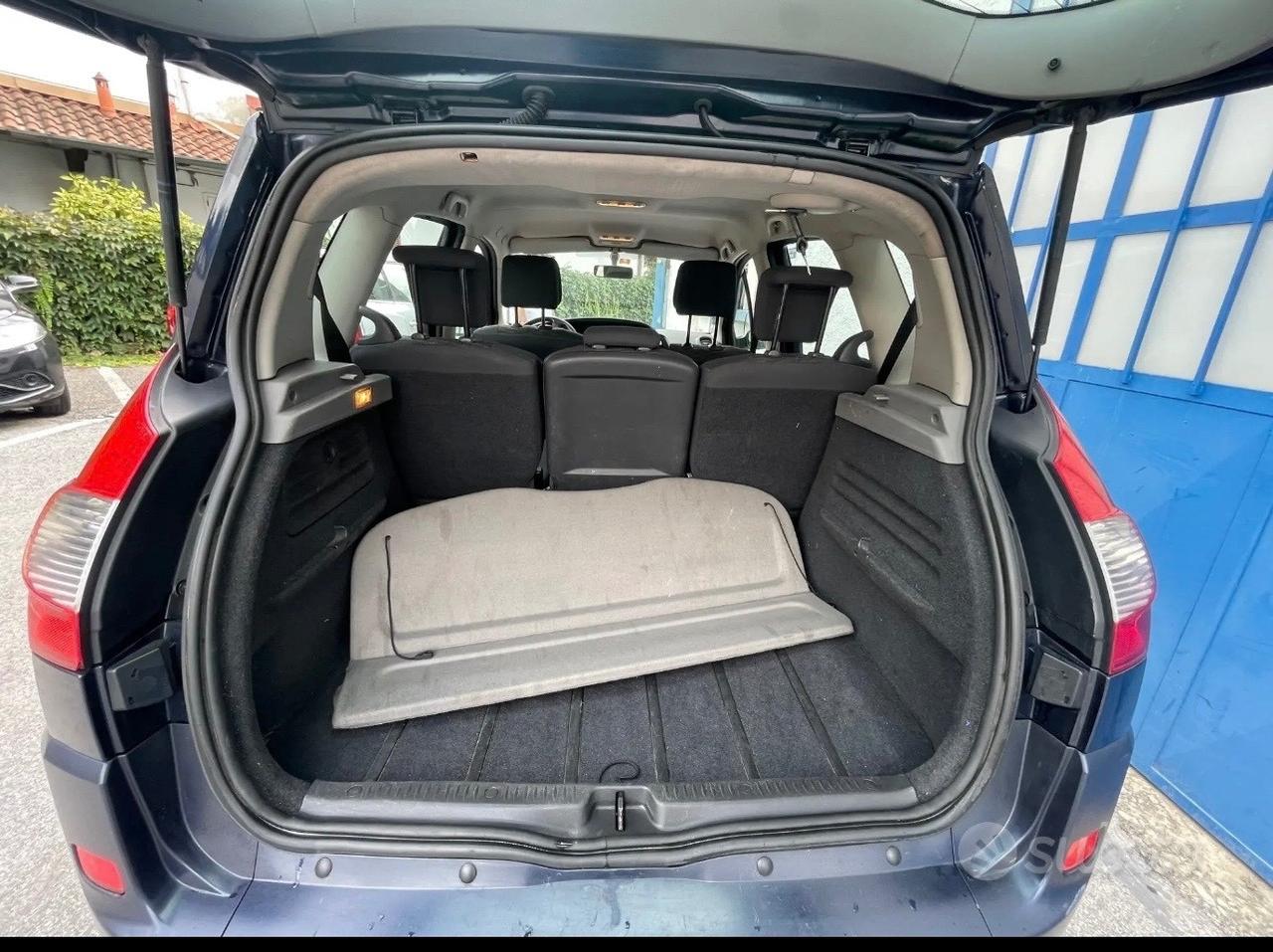 Renault Scenic Grand Scénic 1.5 dCi/105CV PlayStation Portable