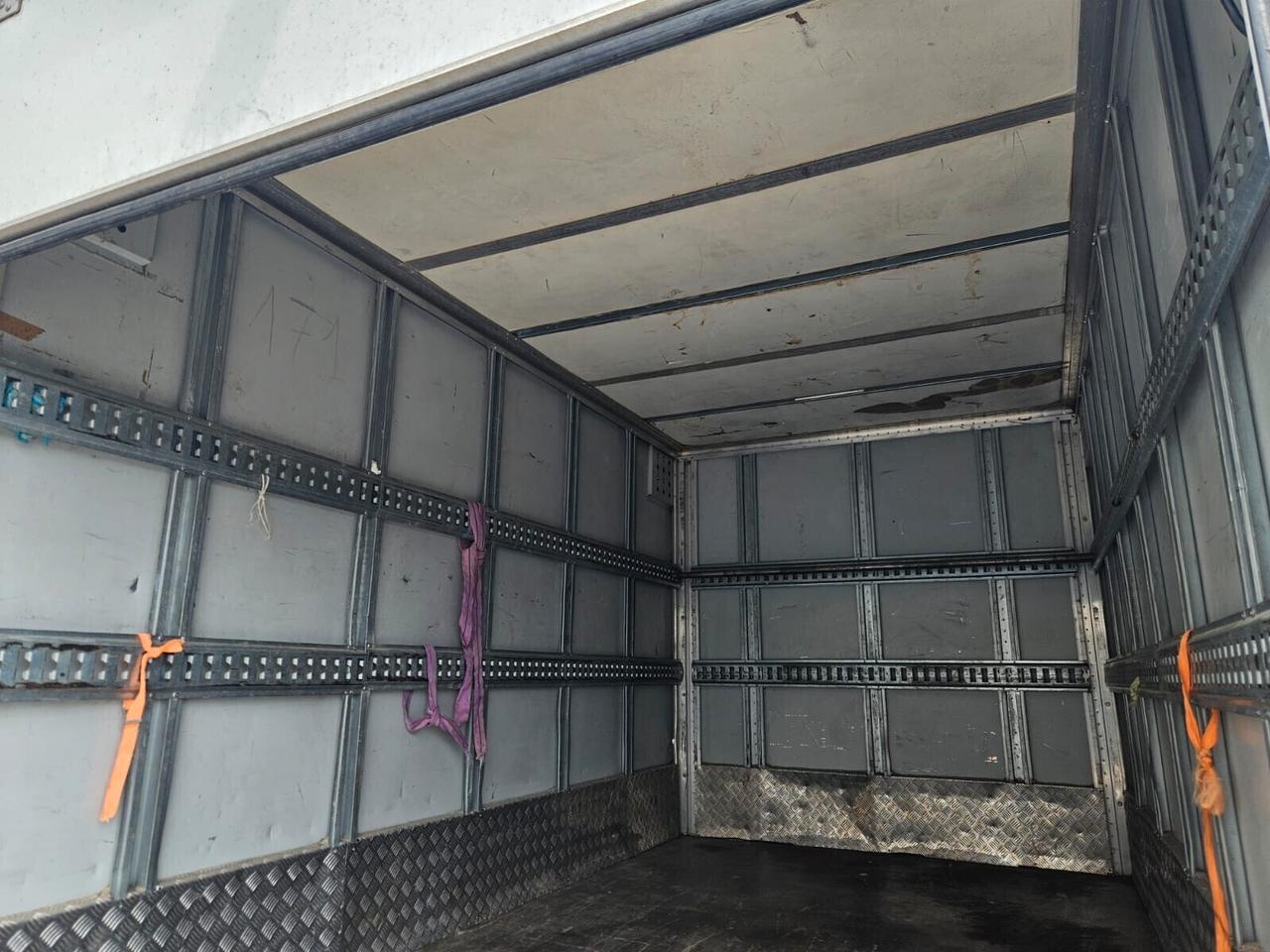 IVECO OMNICAR CON SPONDA POSTERIORE CARICATRICE PREZZO PIU IVA