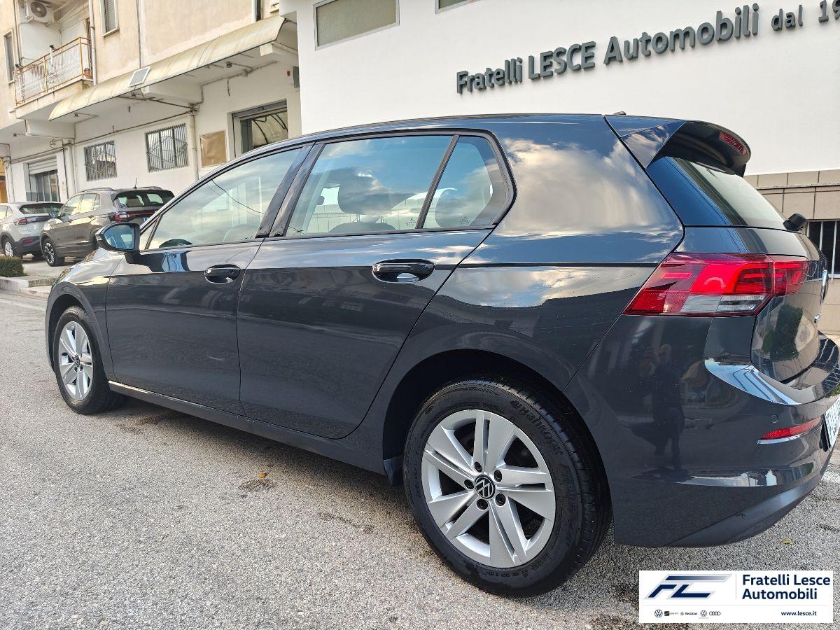 VOLKSWAGEN - Golf 8 2.0 tdi scr life 115cv 6marce (Pronta Consegna)