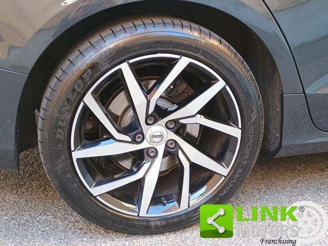 VOLVO V60 D3 Geartronic Momentum Business