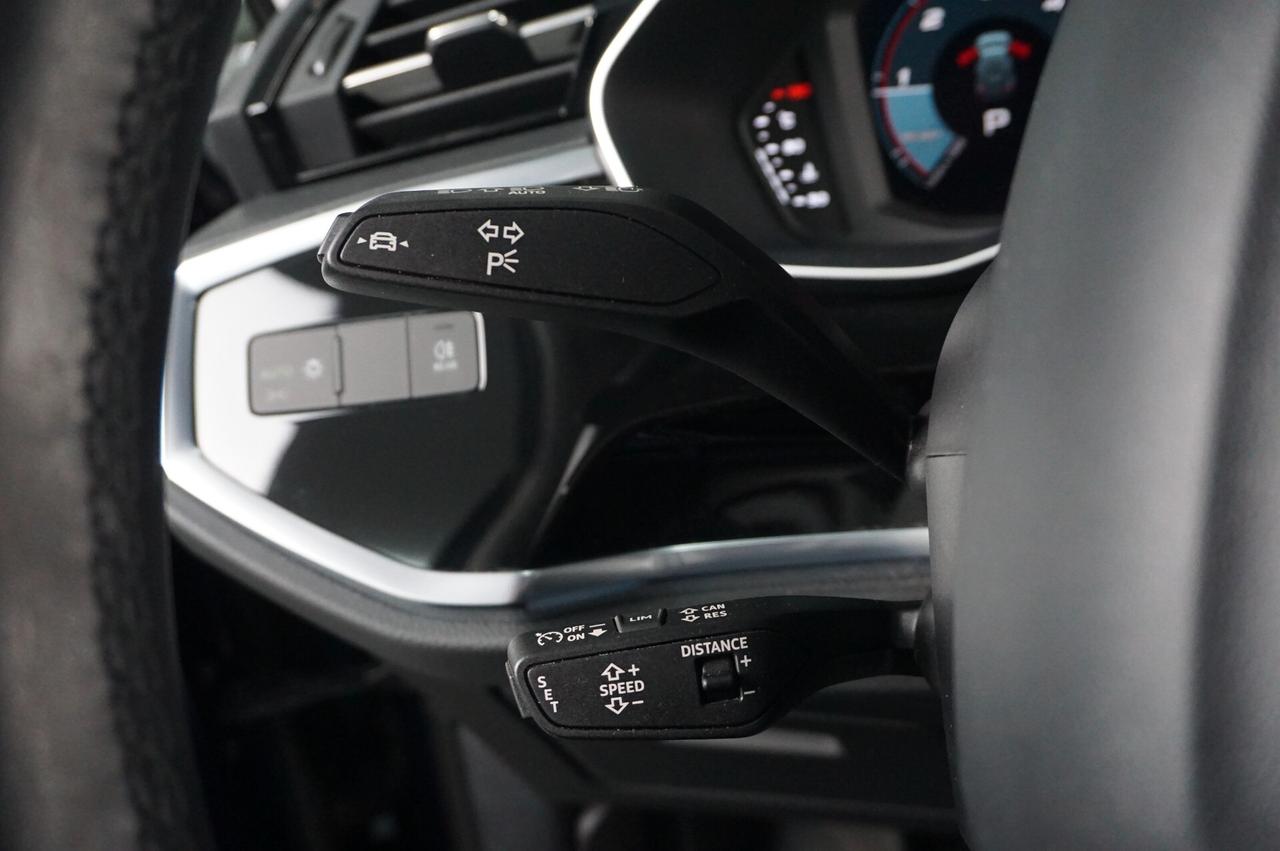 Audi Q3 35 TDI S tronic Business Advanced