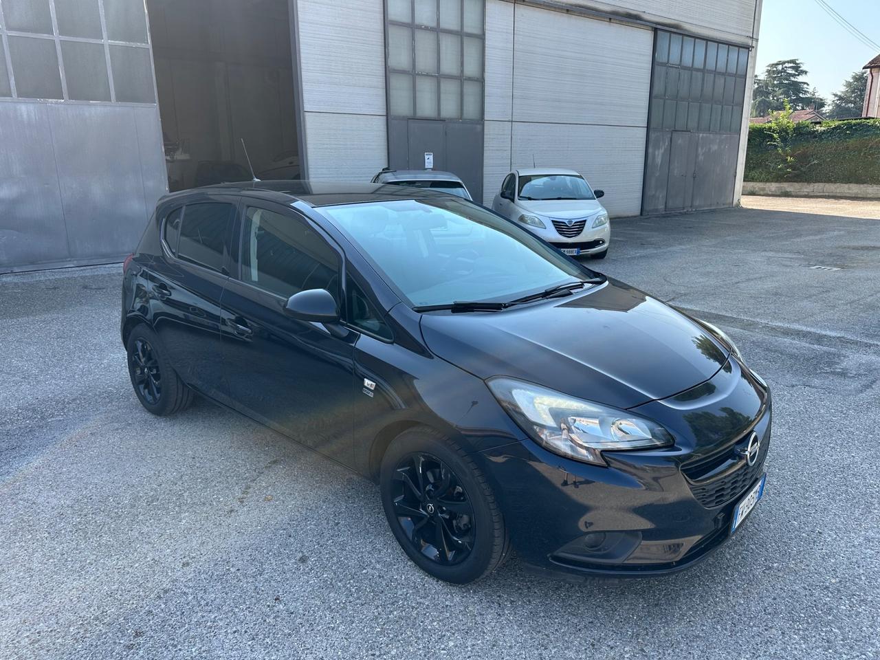 Opel Corsa 1.4 GPL Tech 5 porte OK NEOPATENTATI
