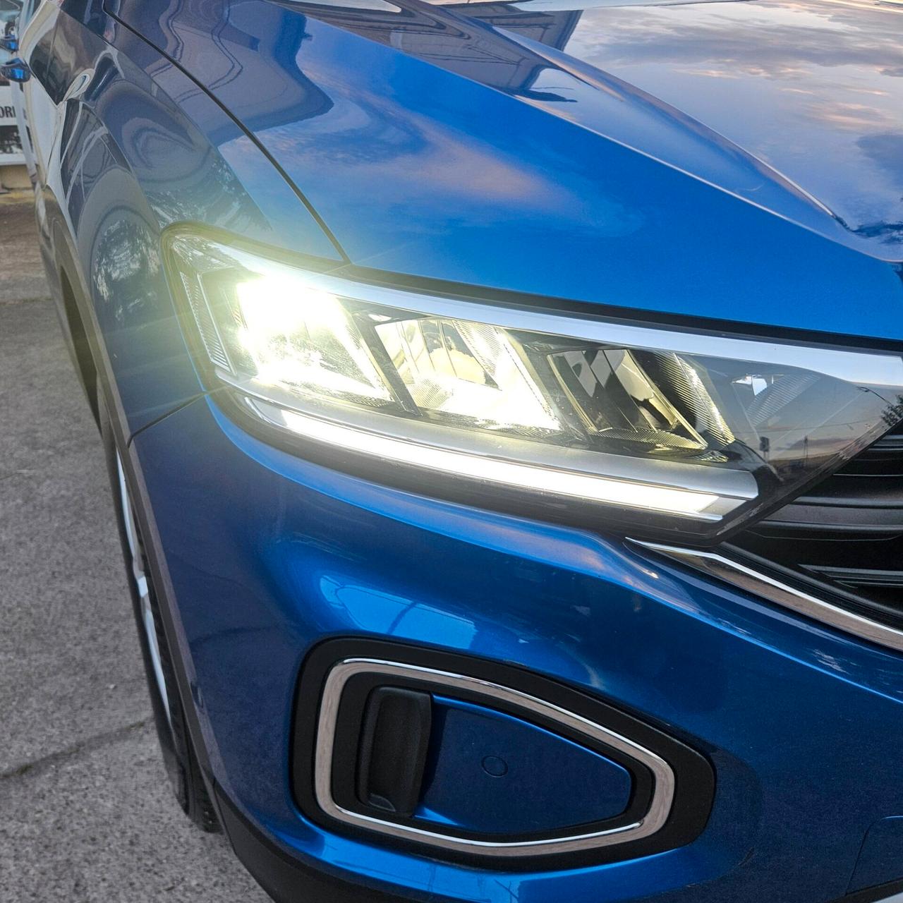 Volkswagen T-Roc 1.5 TSI ACT DSG 150cv 2023
