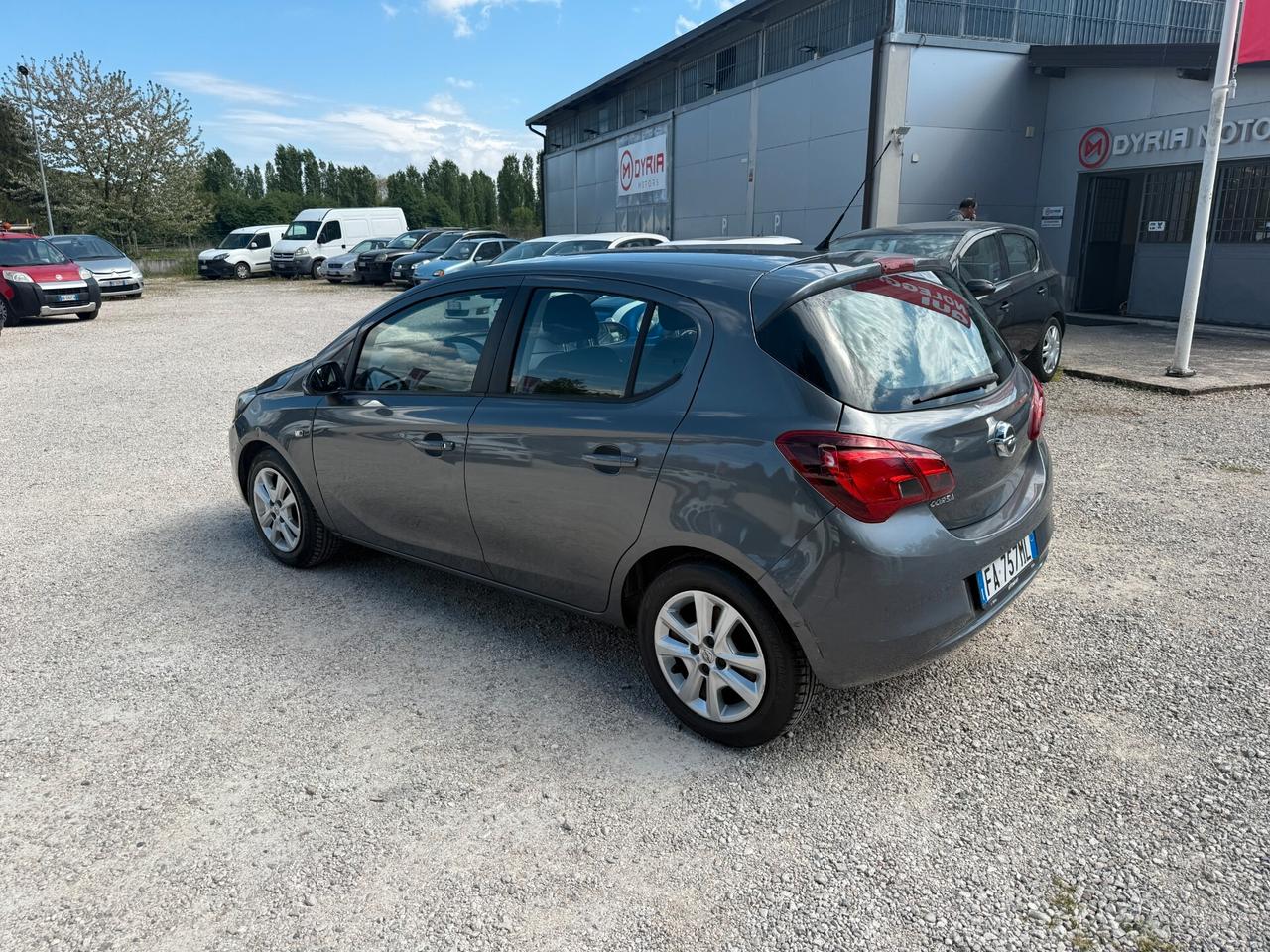 Opel Corsa 1.2 5 porte n-Joy
