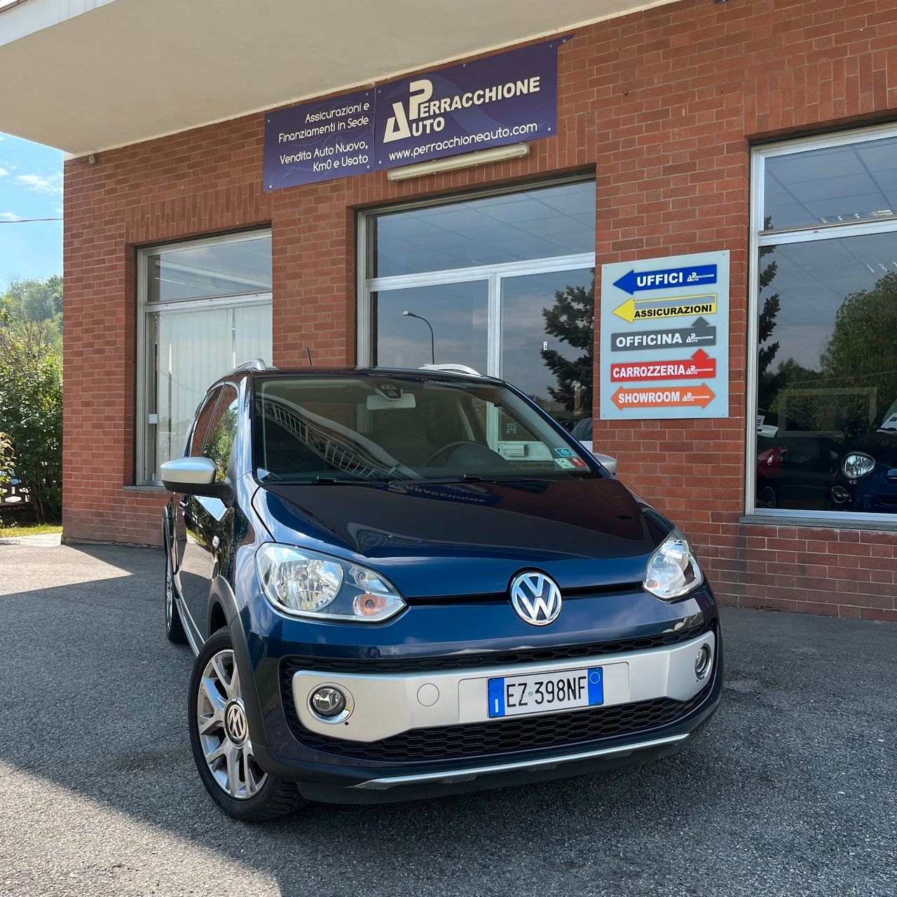 Volkswagen up! 1.0 75 CV 5p. cross up! ASG