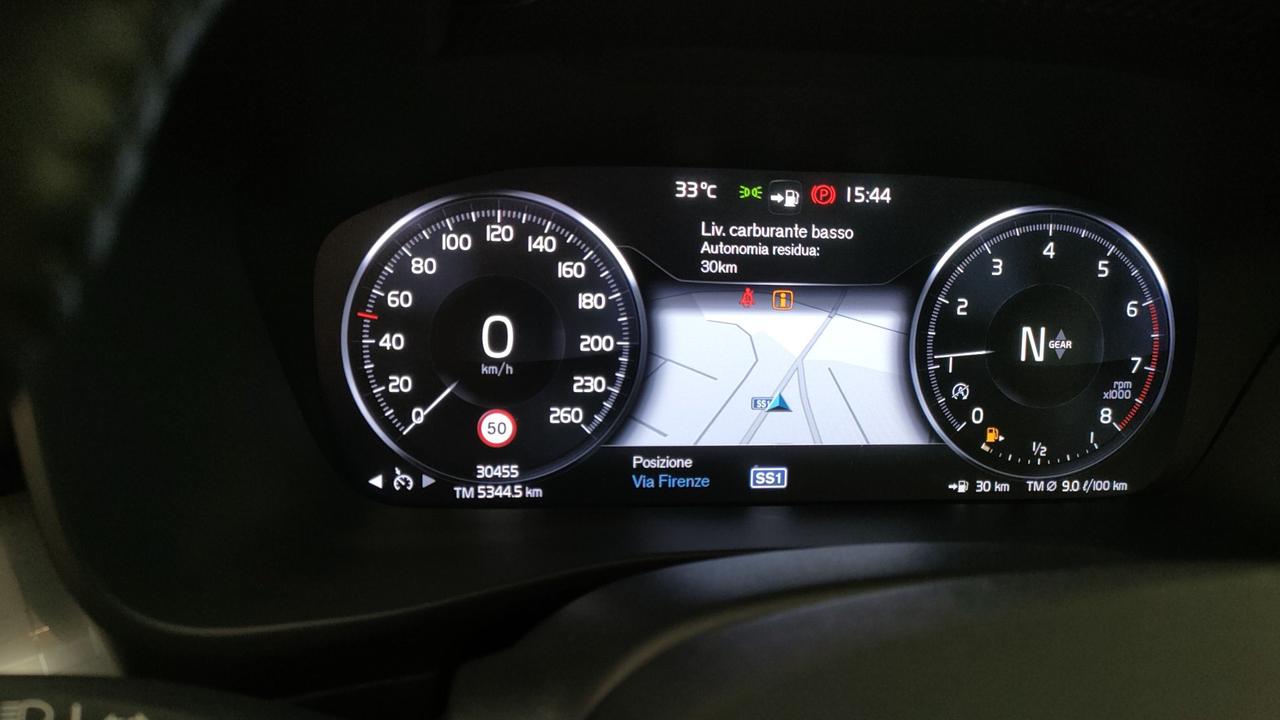 VOLVO XC40 - XC40 1.5 t2 Momentum Pro my21