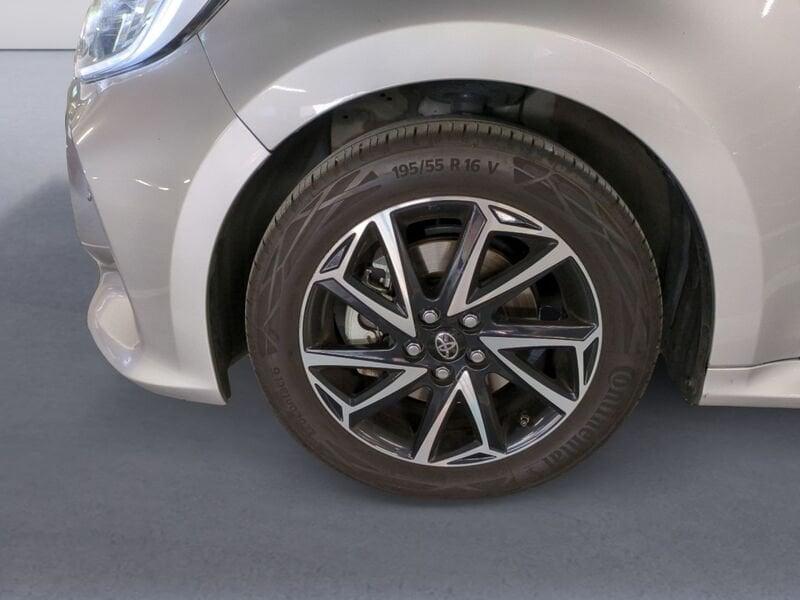 Toyota Yaris 1.5 Hybrid 5 porte Lounge