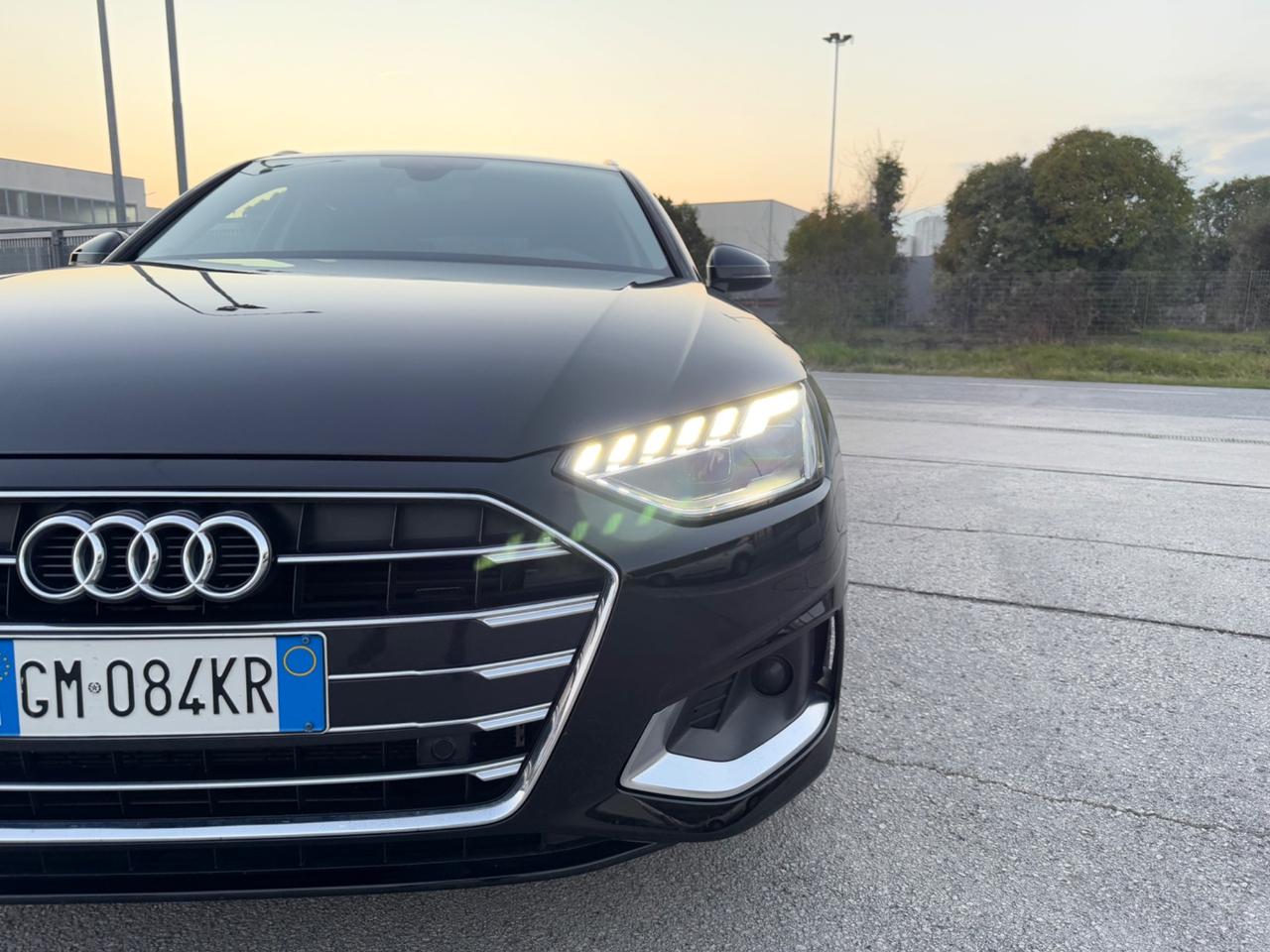 AUDI A4 2.0 Advanced S-Tronic - Virtual Matrix 18