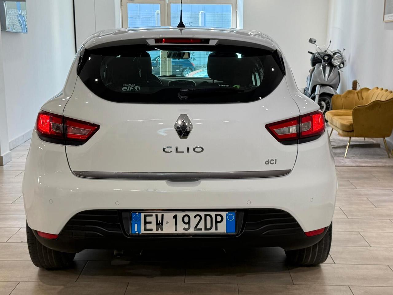 RENAULT CLIO 1.5 DCI 8V 75CV 5 PORTE COSTUME NATIONAL