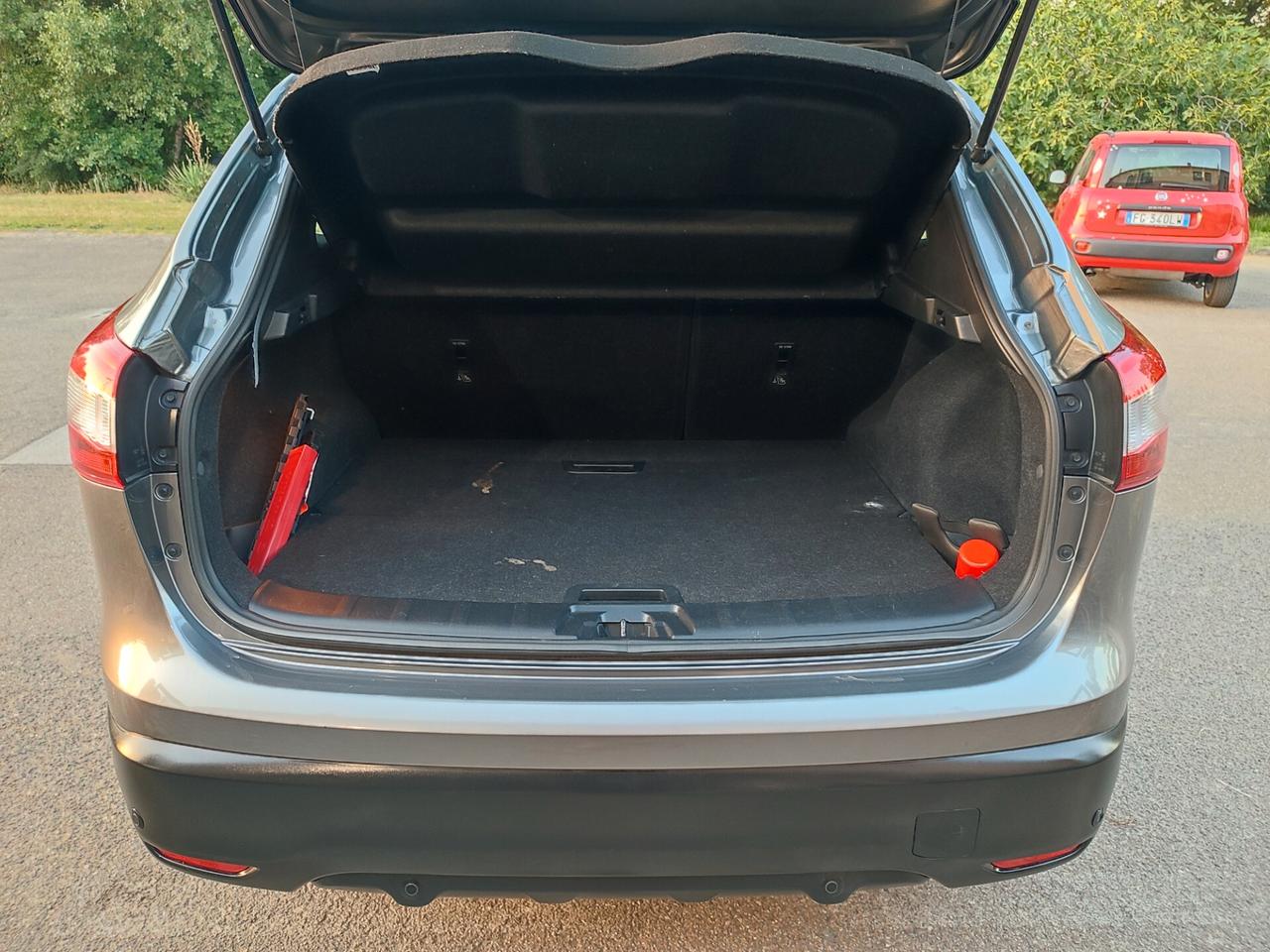 NISSAN QASHQAI DEL 2014 1.5DIESEL STUPENDA ECONOMICA