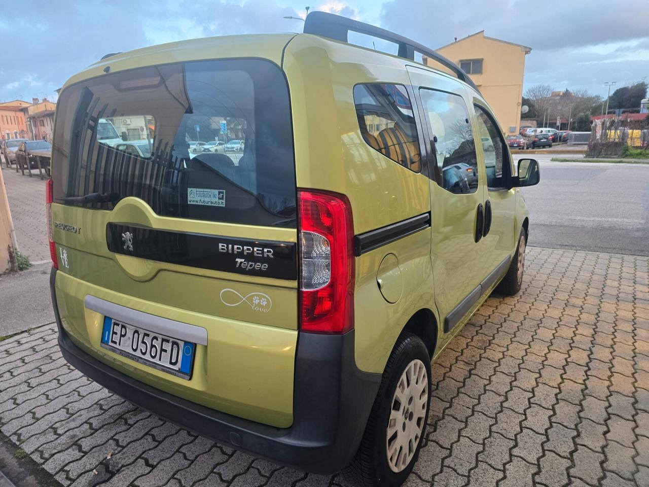 Peugeot Bipper Tepee 1.3 HDi 75 FAP Outdoor