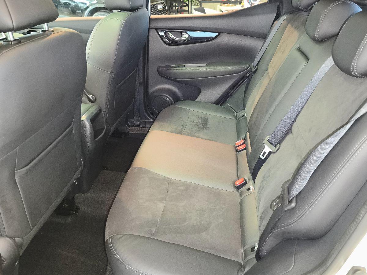 NISSAN Qashqai 1.6 dCi 2WD N-Connecta