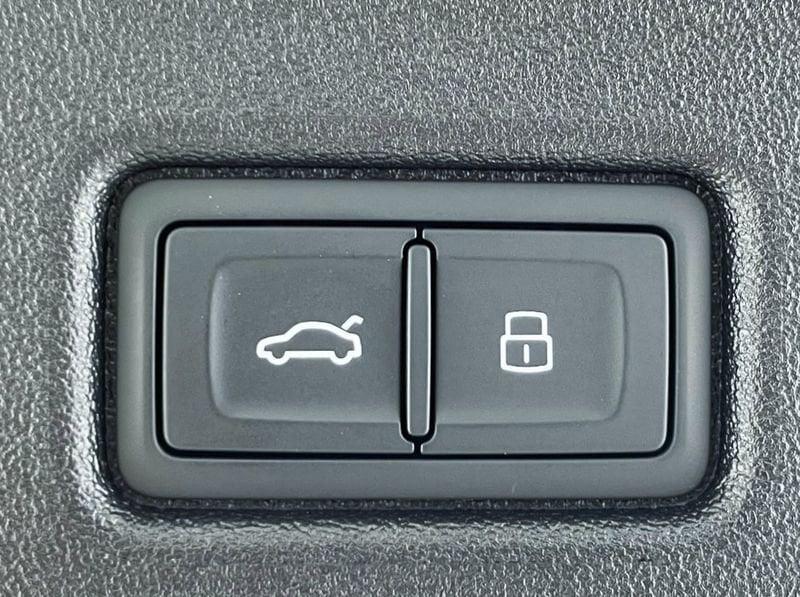 Audi Q5 TDi 150 kW mHEV+ S tronic quattro S line edition