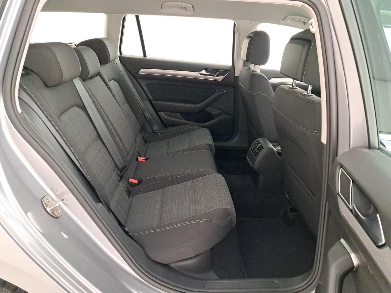 Volkswagen Passat variant 2.0 tdi business 150cv dsg