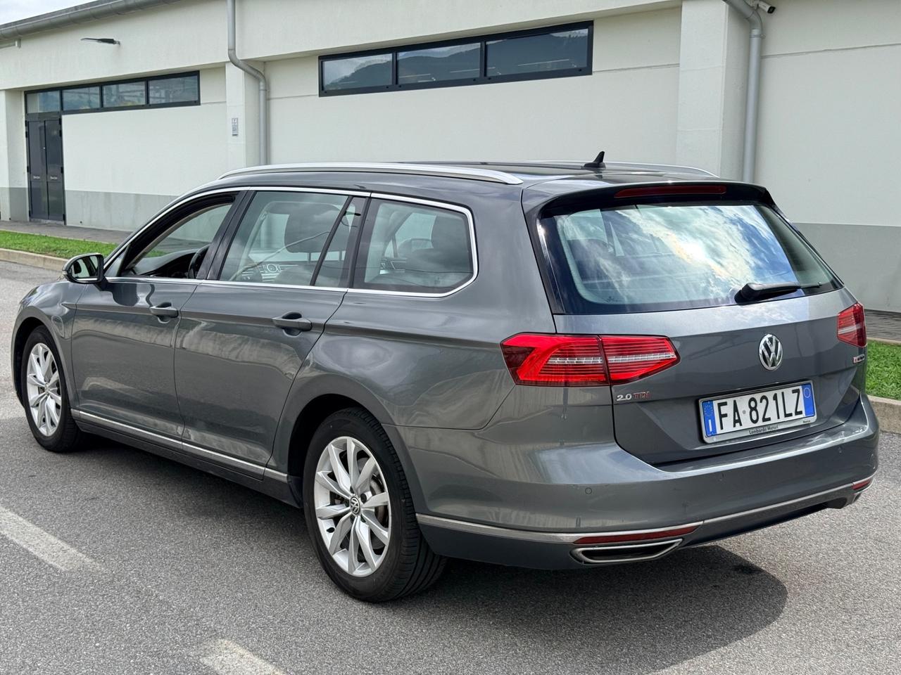 Volkswagen Passat 2.0Bitdi 239 cv 4Motion
