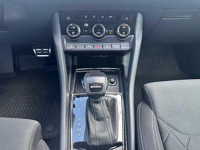 SKODA Karoq 1.5 TSI ACT DSG SportLine
