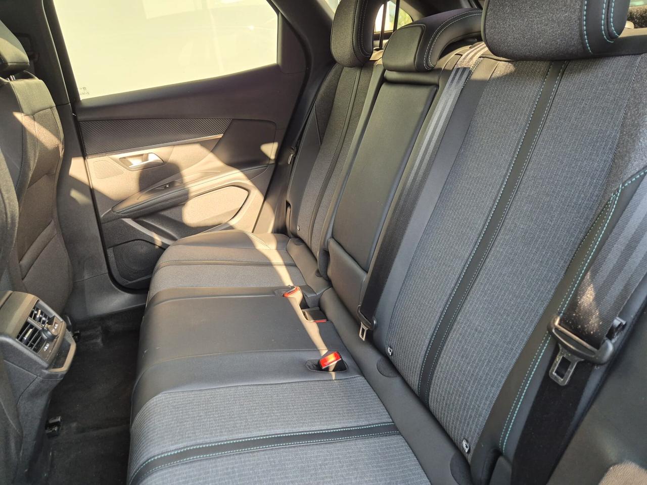 Peugeot 3008 BlueHDi 130cv EAT8 Allure