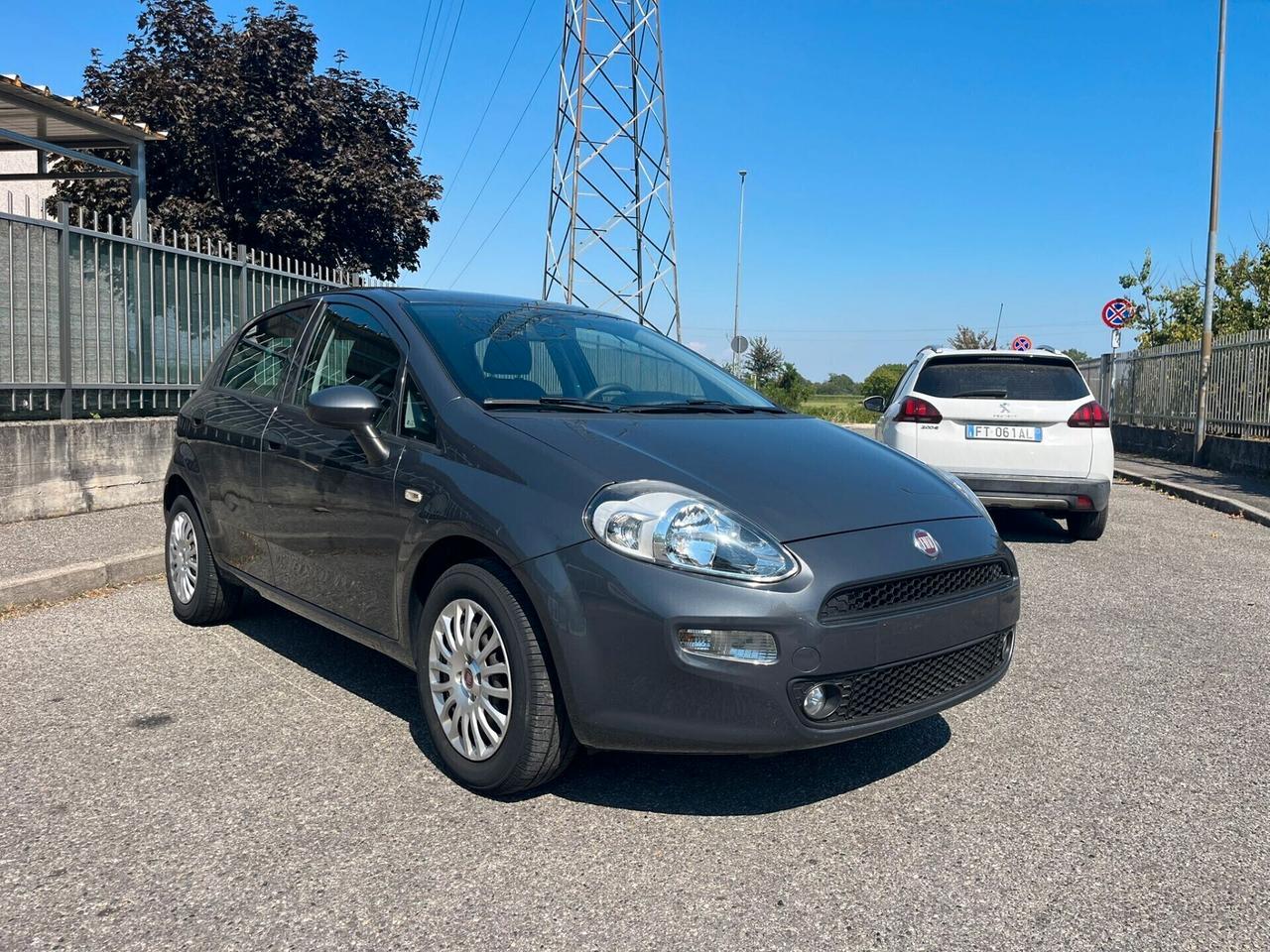 Fiat Punto 1.2 8V 5p solo 22.000 km