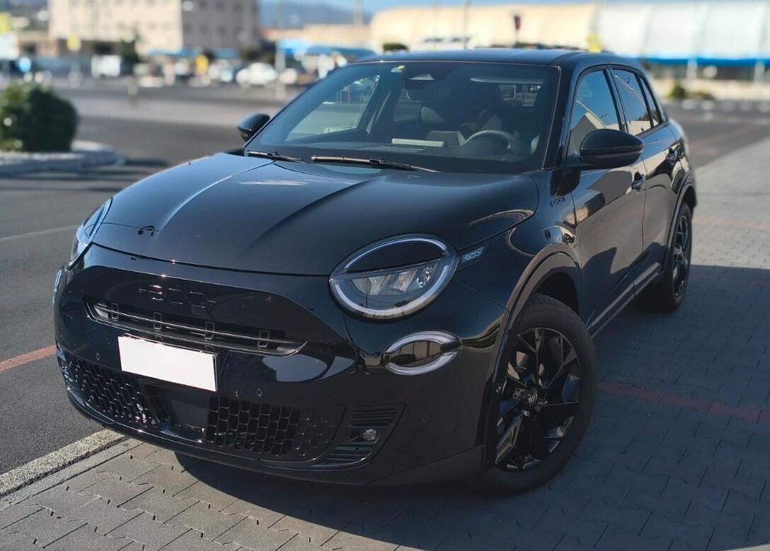 Fiat 600 Hybrid 145 CV DCT MHEV Sport Edizione Milano Cortina 26