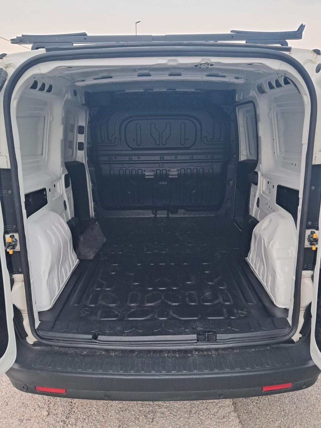 Fiat Doblo Doblò 1.6 MJT 16V 120CV Lounge Maxi 3 Posti (IVA ESPOSTA)