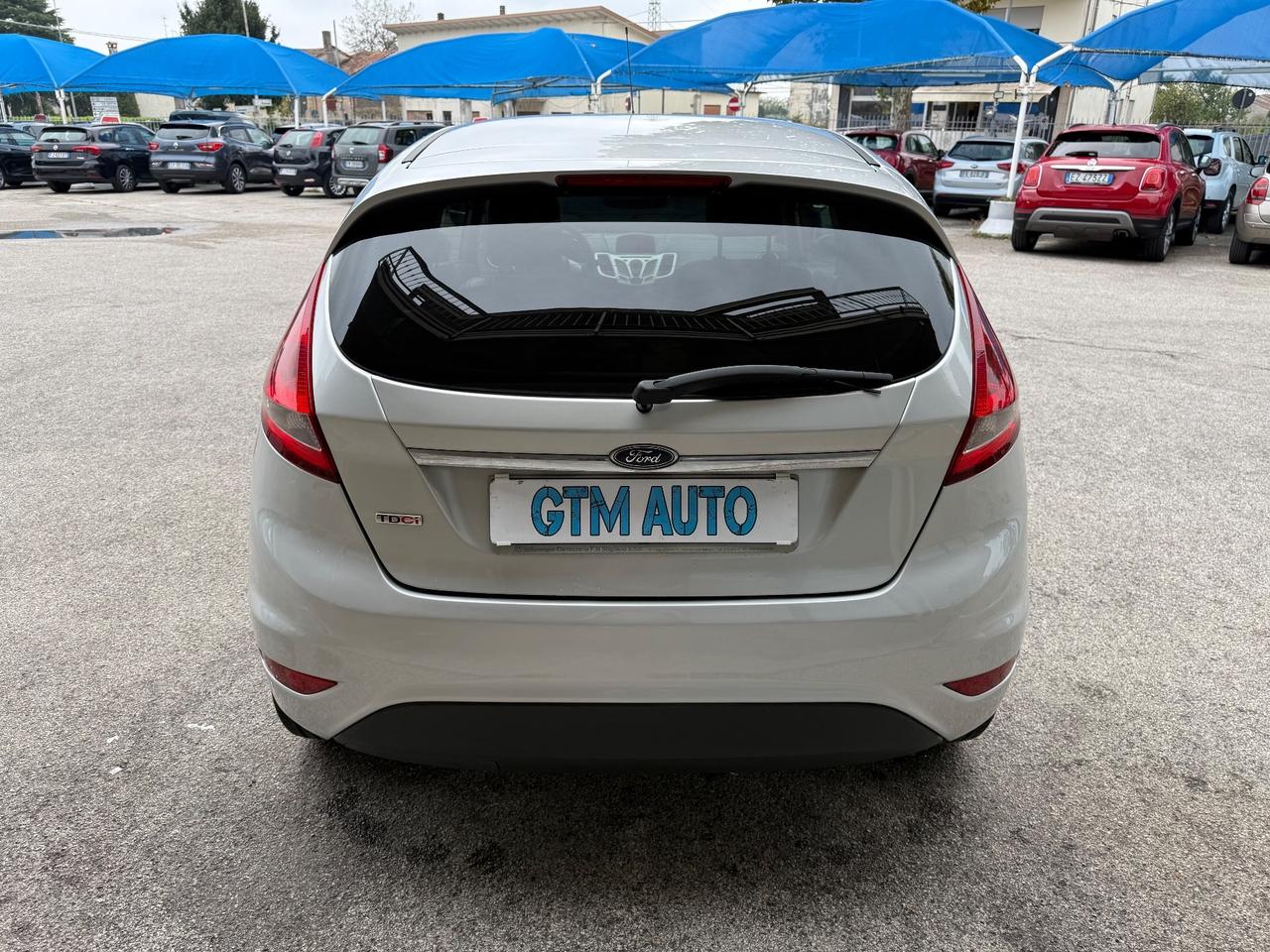 Ford Fiesta 1.4 TDCi 70CV 3 porte - Neopatentati
