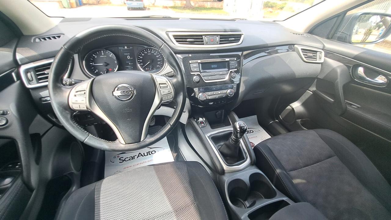 Nissan Qashqai 1.5 dCi Visia