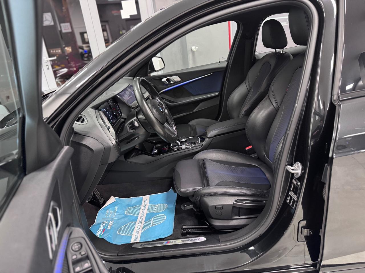 Bmw 116 116d 5p. Msport