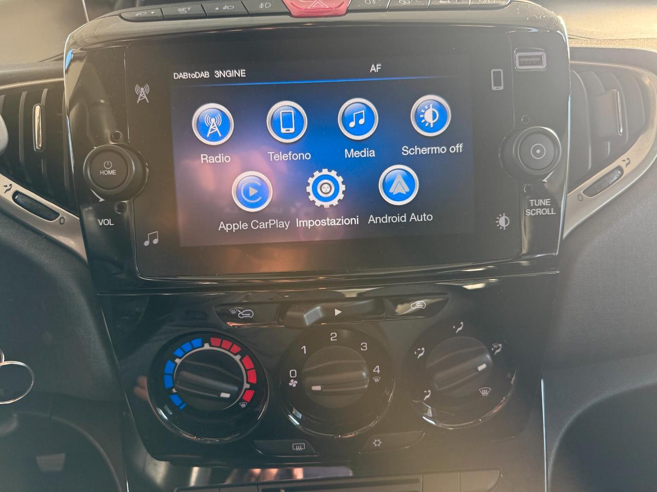 Lancia Ypsilon 1.0 FireFly 5 porte S&S Hybrid Gold