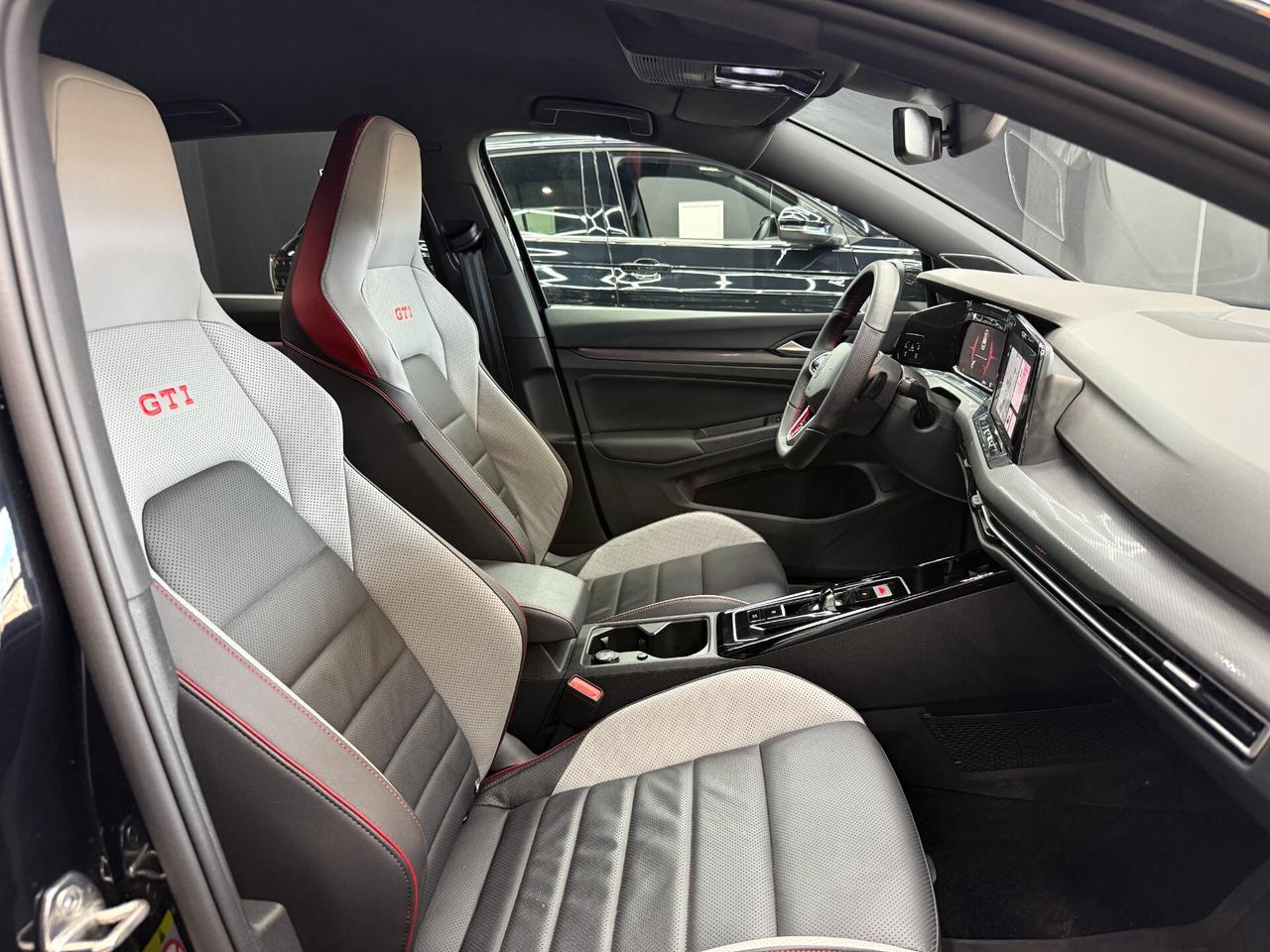 VOLKSWAGEN GOLF 8 GTI 2.0 TSI 245CV SEDILI PELLE
