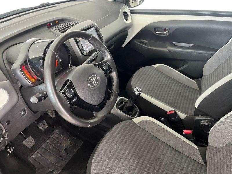 Toyota Aygo Aygo 5p 1.0 x-play 72cv