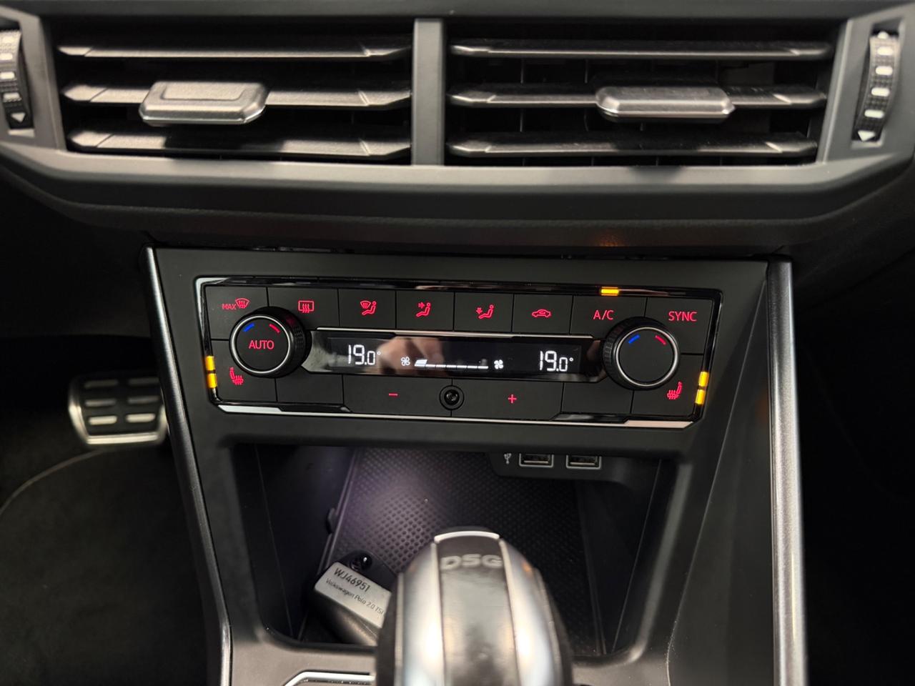 Volkswagen Polo 2.0 TSI DSG GTI BlueMotion Technology