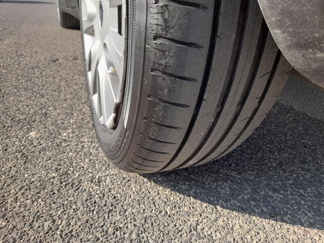 Lancia Delta 1.6 MJT 120 cv DPF Platino