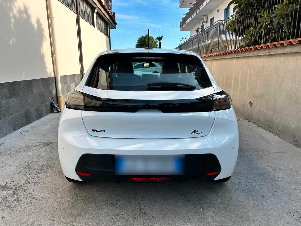 Peugeot 208 1.2 Benzina 75CV - 2024 Incidentata