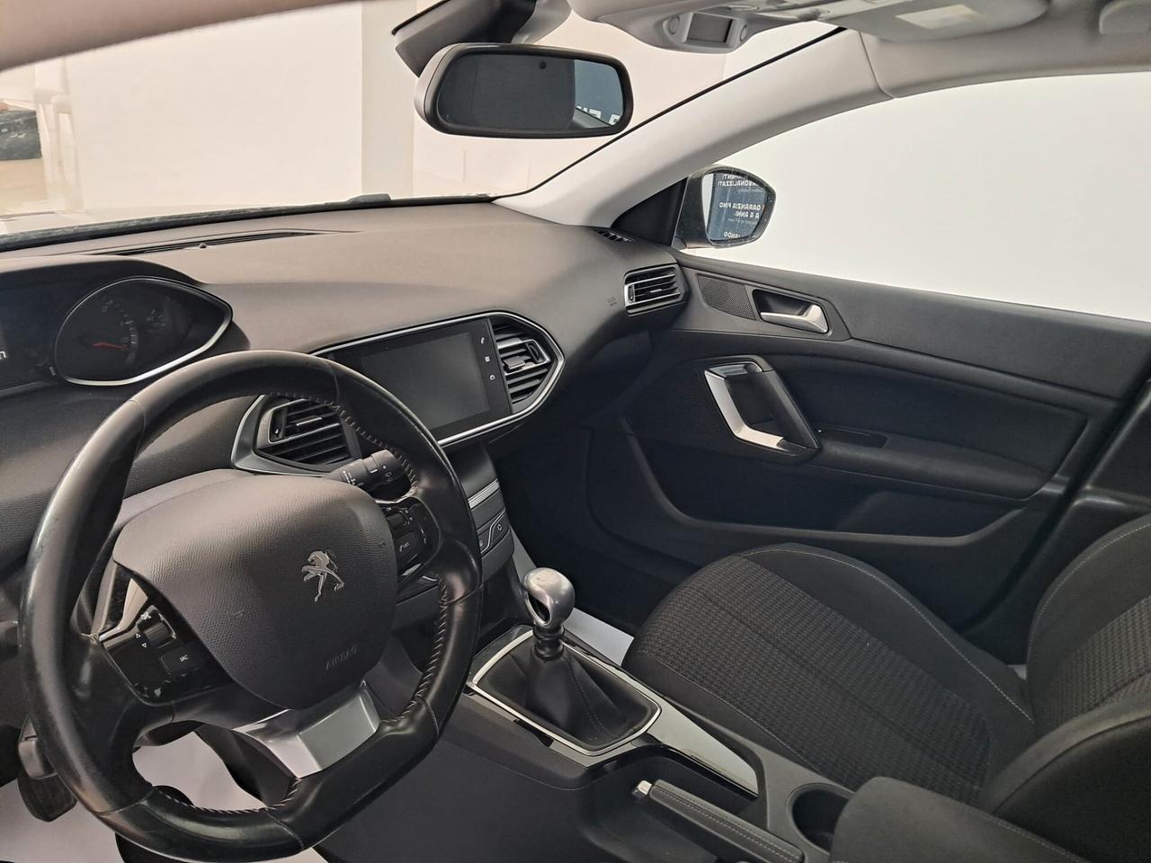 Peugeot 308 BlueHDi 130 S&S EAT8 SW Business