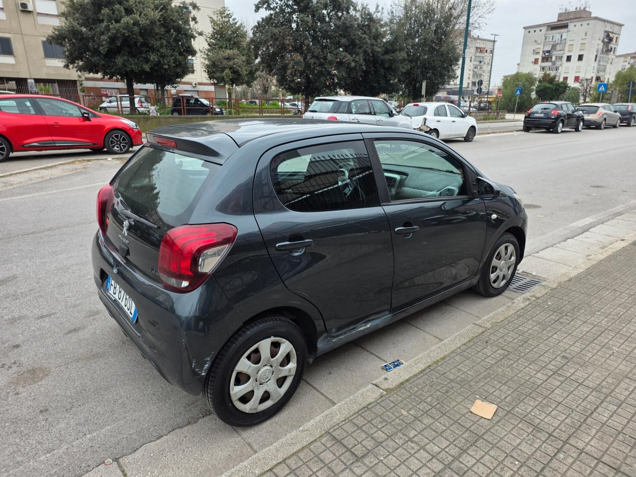 Peugeot 108 2015 solo 70000km