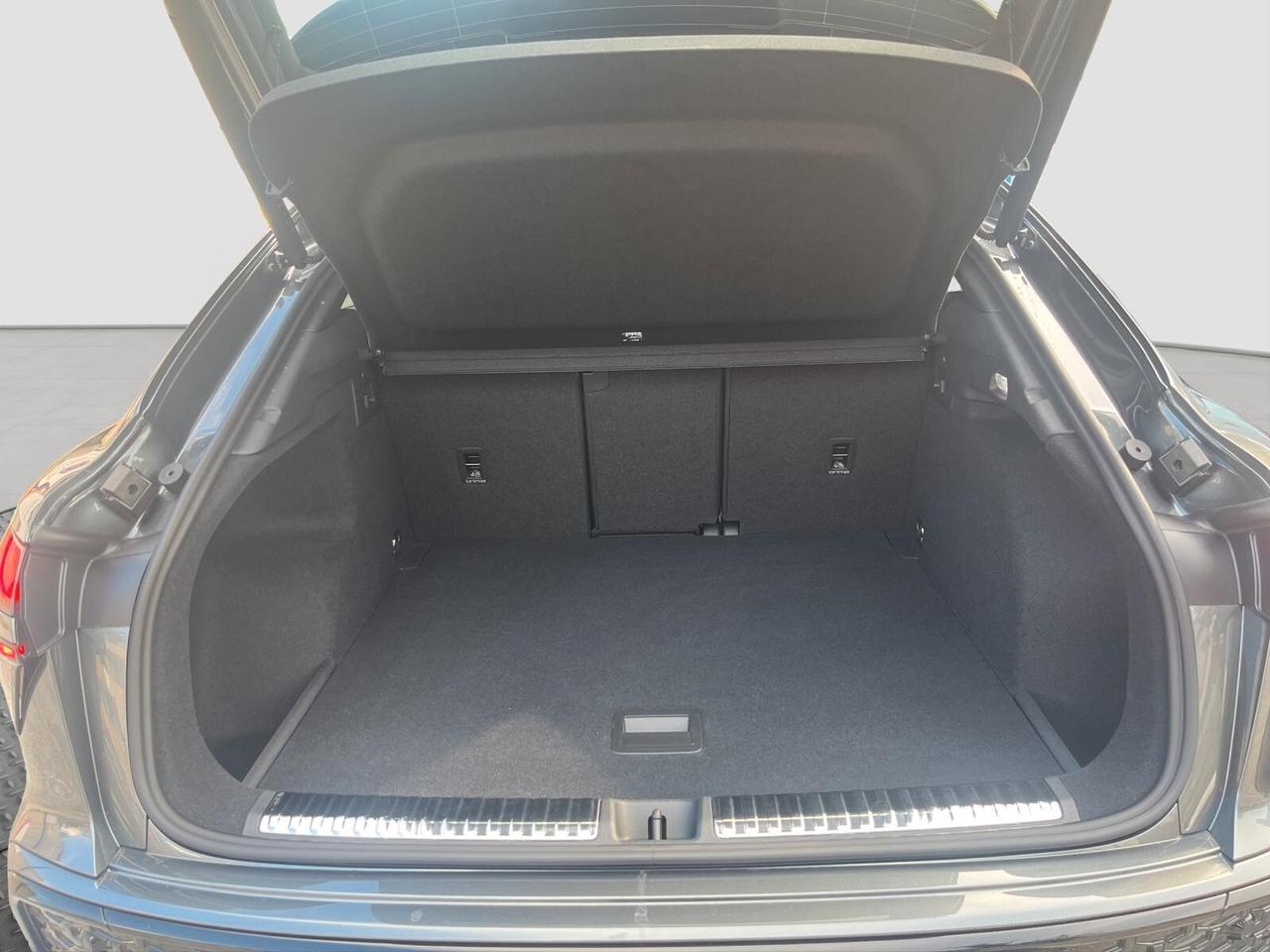 Audi Q3 35 TDI SPORTBACK S tronic line edition 2.0 TDI 150 CV TETTO KM0 2026