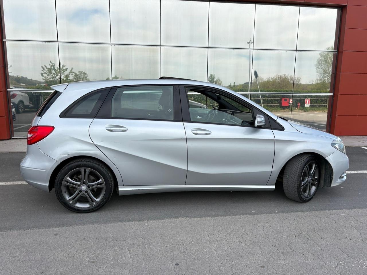 Mercedes-benz B 180 CDI Premium 2014 223.000 KM