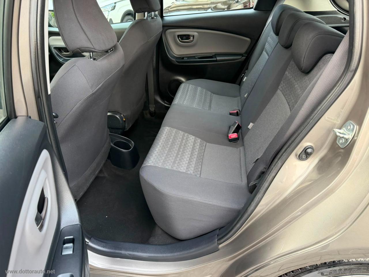 TOYOTA Yaris 1.0 5p. Lounge