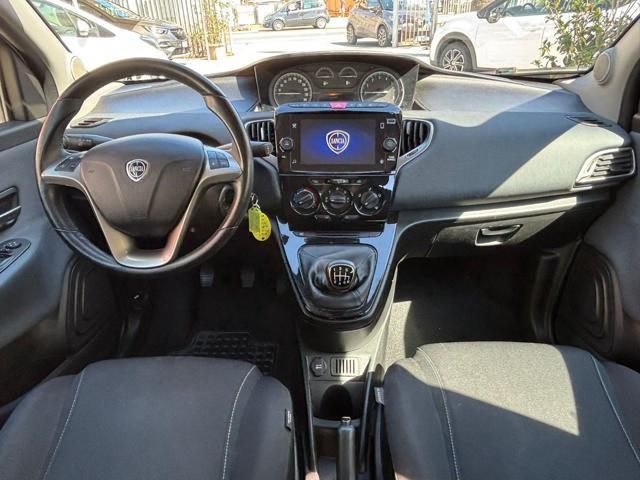 LANCIA Ypsilon 1.0 FireFly 5 porte S&S Hybrid Ecochic Gold