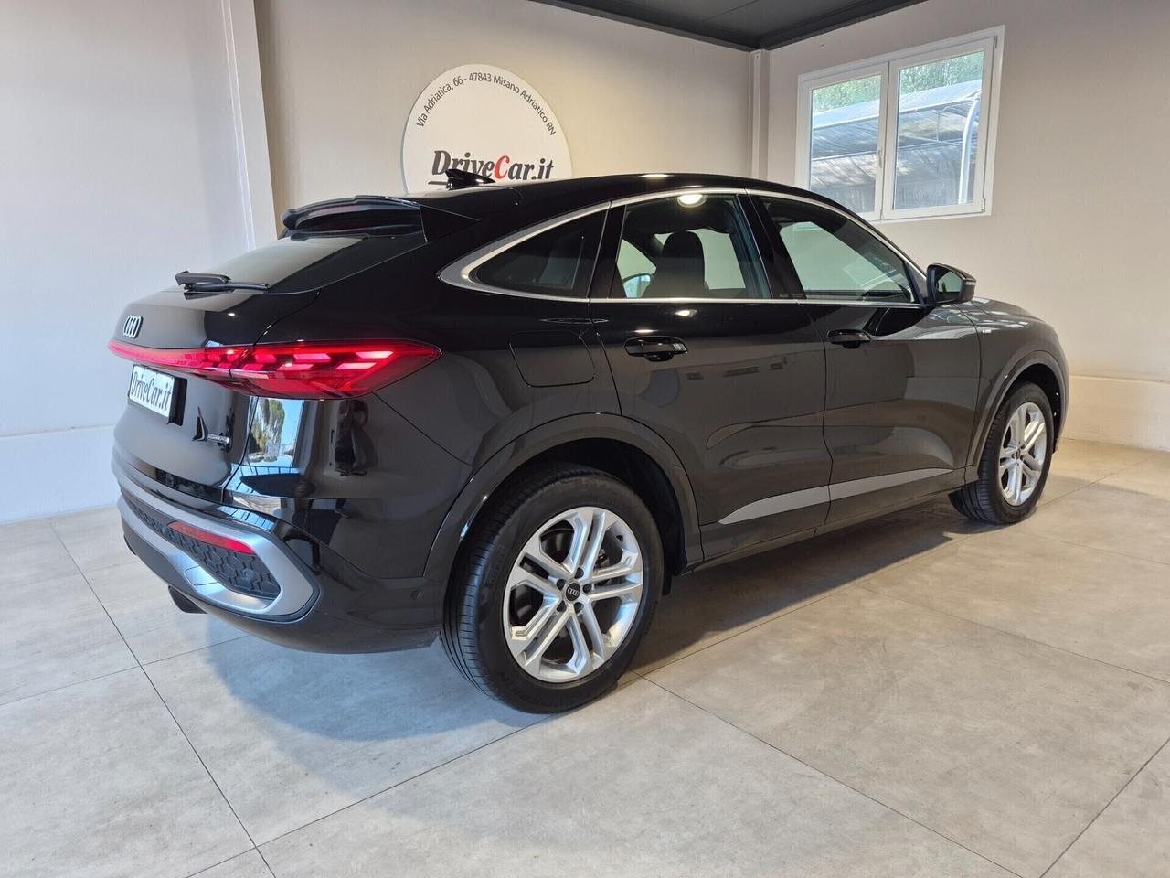 Audi Q5 SPORTBACK *NUOVO MODELLO* 40 TDI/HYBRID *QUATTRO* S LINE PLUS MATRIX DISPLAY PASS. MMI CARPLAY