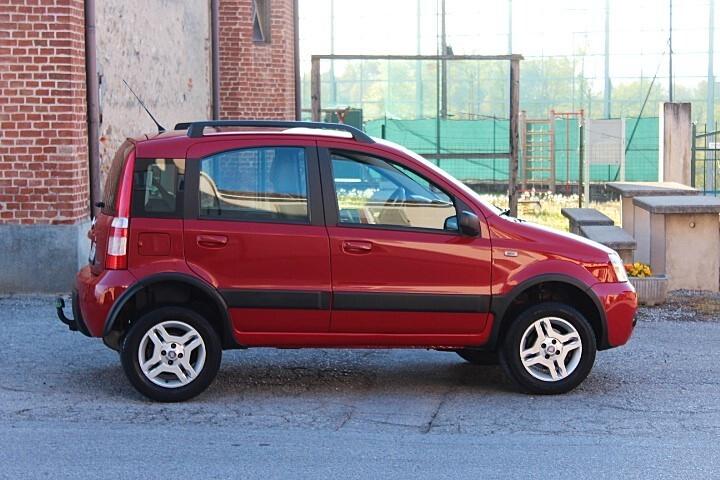 Fiat Panda 1.3 MJT 16V 4x4 Glam GANCIO TRAINO ESTETICA ESEMPLARE CLIMA CERCHI IN LEGA BARRE AL TETTO