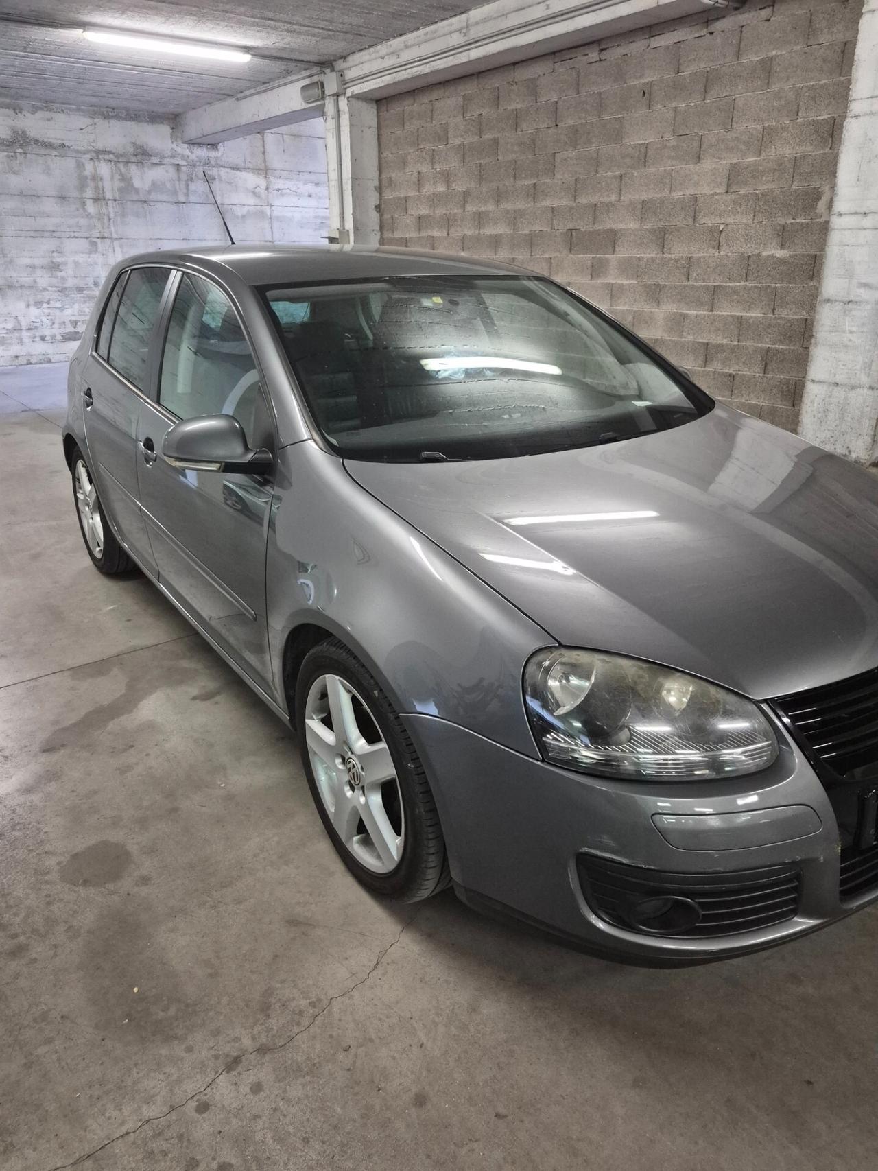 Volkswagen Golf 1.9 TDI DPF 5p. GT Sport