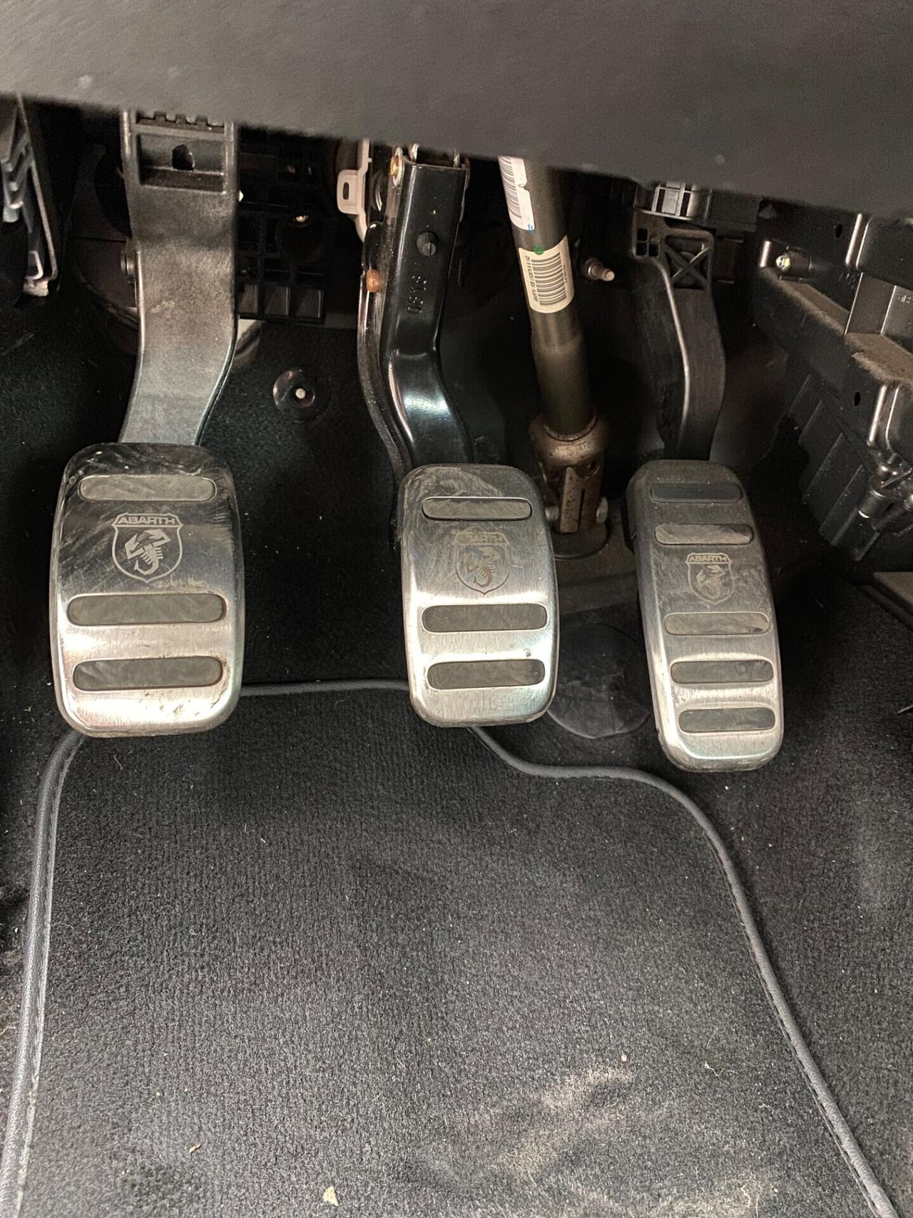 Abarth 595 1.4 Turbo T-Jet 180cv Competizione