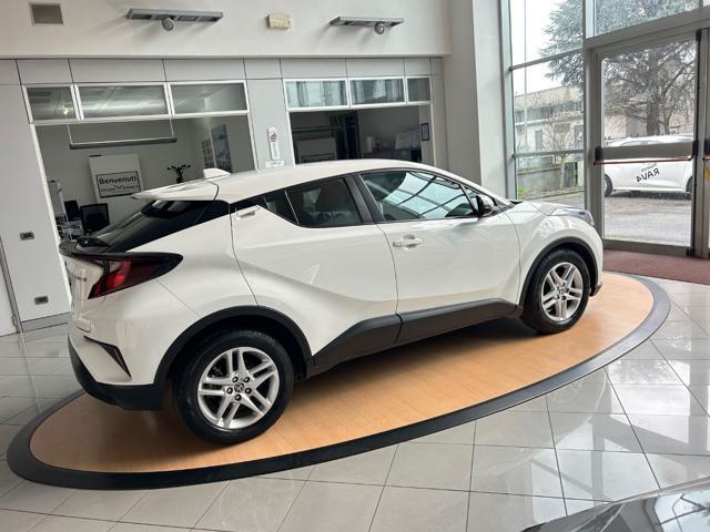 TOYOTA C-HR 1.8 Hybrid E-CVT Active