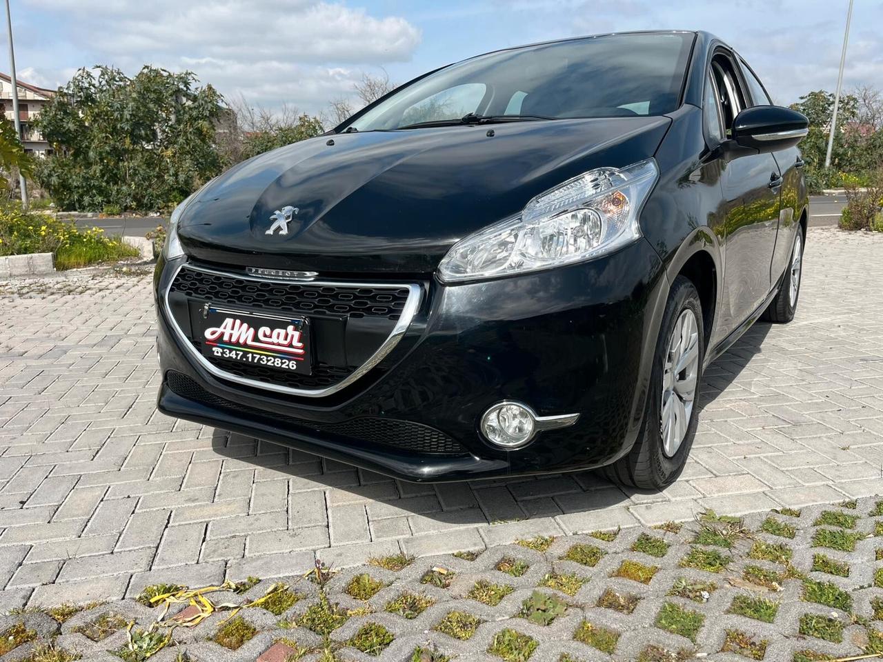 Peugeot 208 1.4hdi NEOPATENTATI CHIAMA 2013