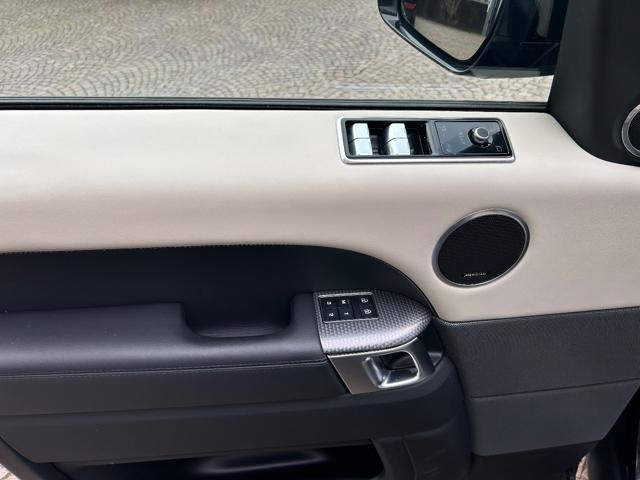 LAND ROVER Range Rover Sport 3.0D l6 300 CV HSE Dynamic